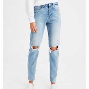 NWT, American eagle mom jeans